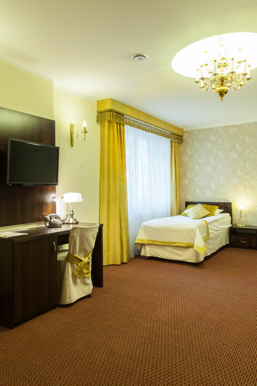 Hotel Ostrawa Wodzislaw Slaski Exterior photo
