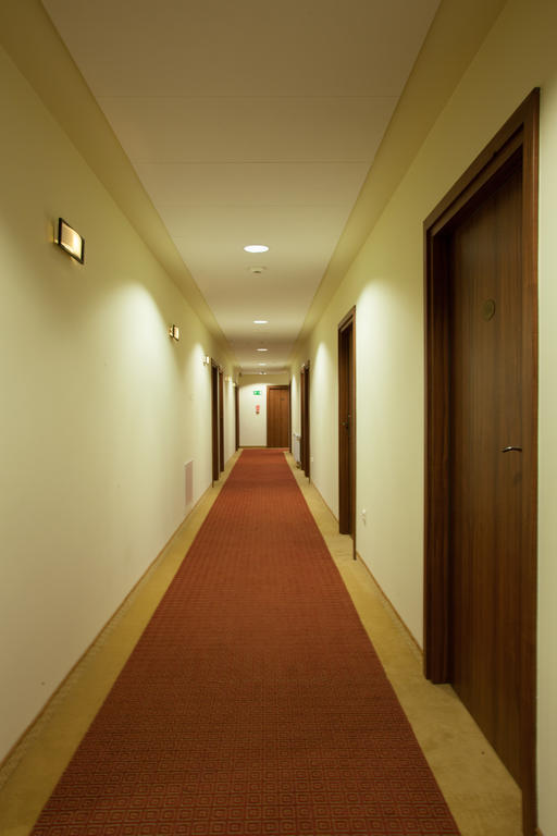 Hotel Ostrawa Wodzislaw Slaski Exterior photo